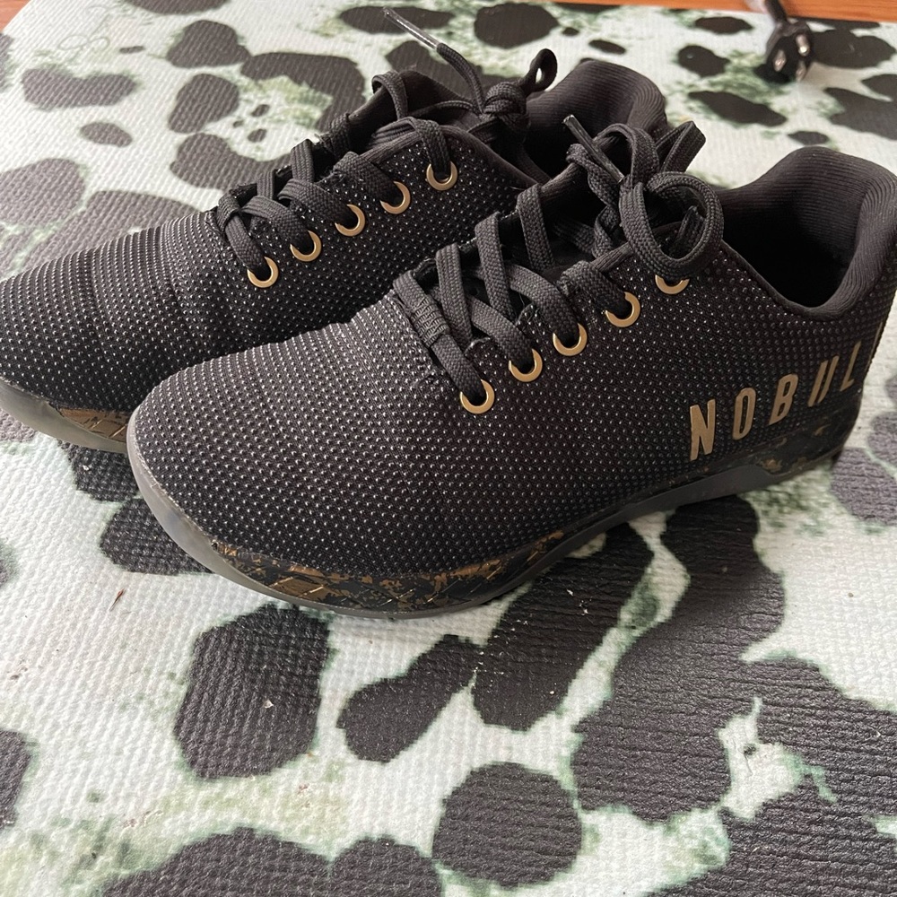 Black & Gold speckle pride collection no bull trainer